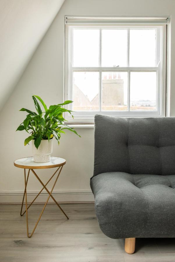 Central One-Bedroom, 99 Steps To The Sea Brighton Exteriör bild